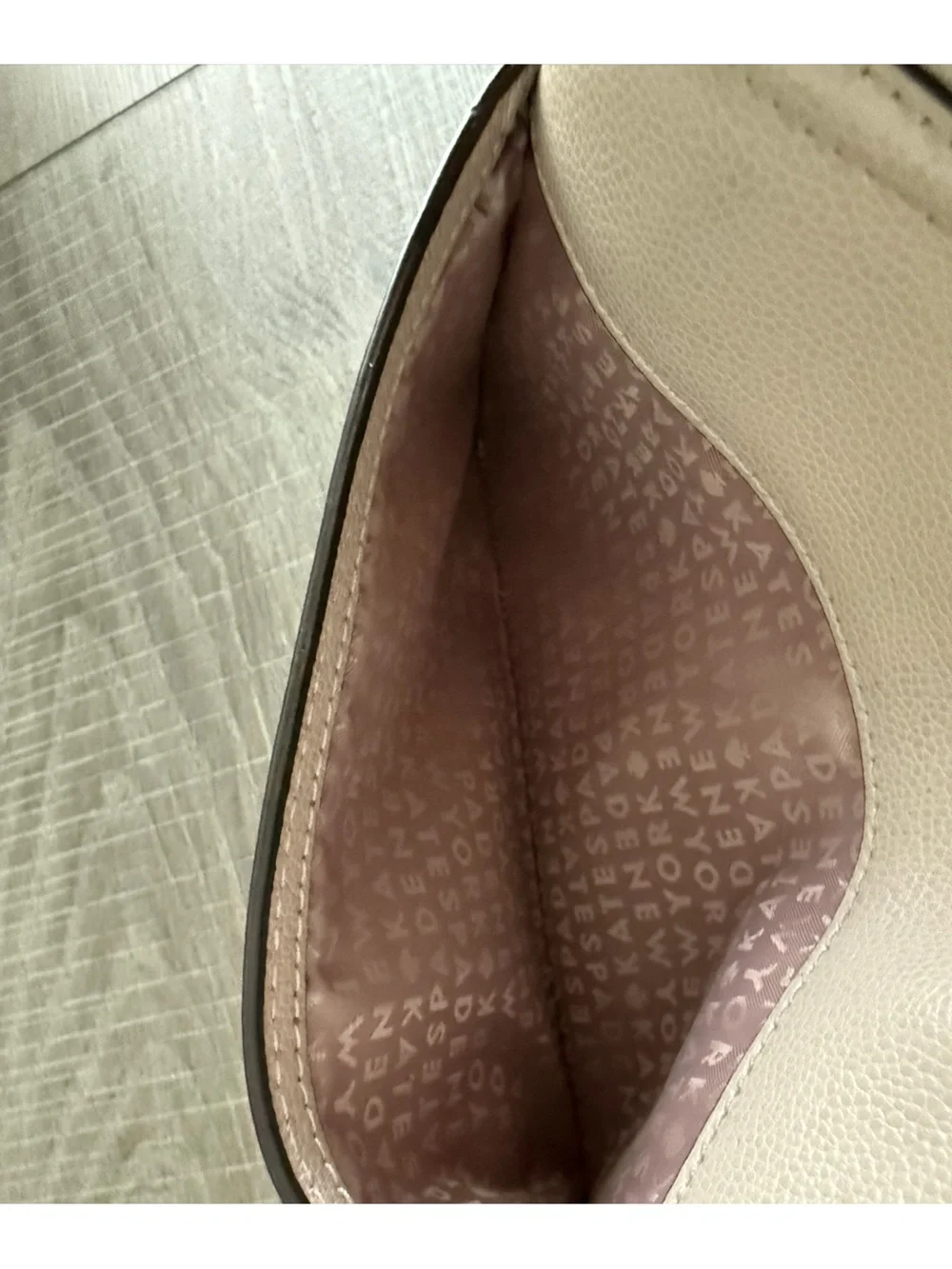 Kate Spade Patterson Drive Peggy Crossbody soft taupe